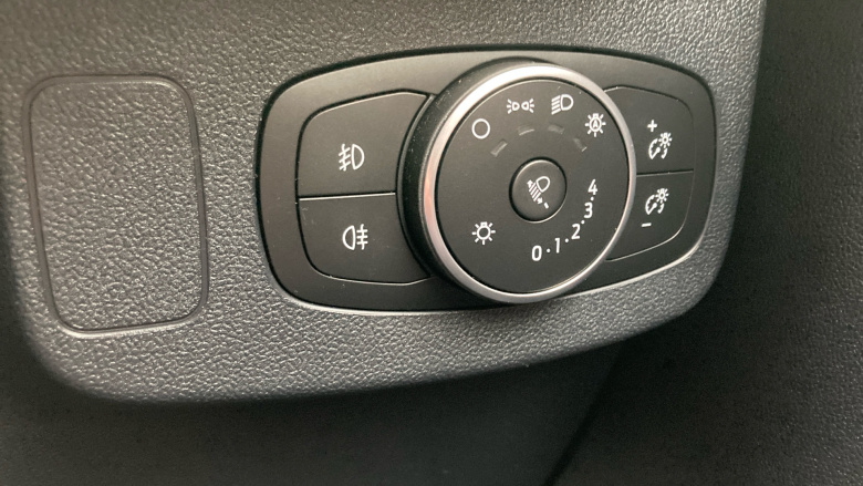 Ford Puma 1.0 EcoBoost Hybrid mHEV 155 Titanium 5dr Petrol Hatchback